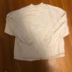Thick cotton 90s long sleeve fish graphic shirt with an almost mock next detail