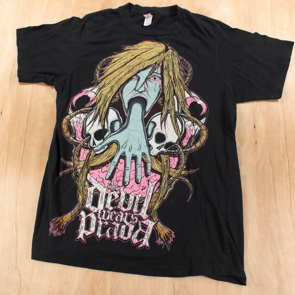 The Devil Wears Prada t-shirt SMALL vtg y2k metalcore warped tour emo scene