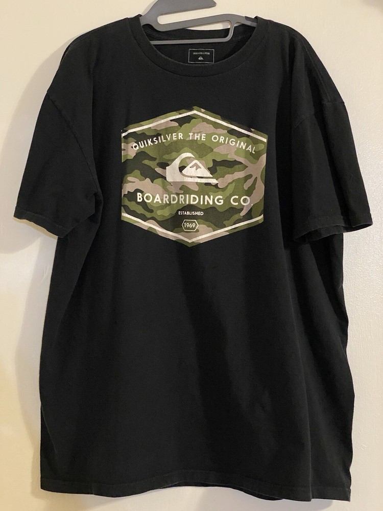 Quiksilver Mens Size XL T-Shirt Black Regular Fit 100% Cotton 48” Chest