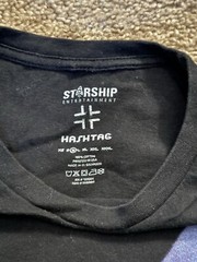 Monsta X K-Pop Band Shirt Mens Medium Black Purple Pink Graphic Starship Hashtag
