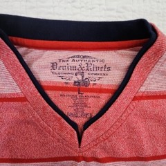 Denim & Rivets Short Sleeve Shirt Men’s Size L Color Red/White V Double Collar