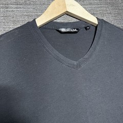 Travis Mathew Shirt Men’s Large Black V Neck Short Sleeve