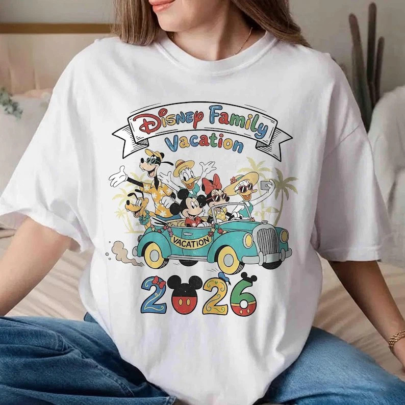 Mickey And Friends Family Summer Vacation 2026 Tshirt Men Women