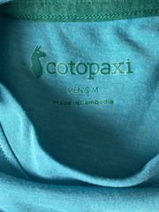 Cotopaxi Shirt Men Medium Blue Pocket Tee Tencel Lightweight Stretch Outdoor