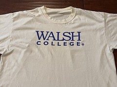 Walsh College University White Mens Women’s XL Business Graphic Logo T Shirt