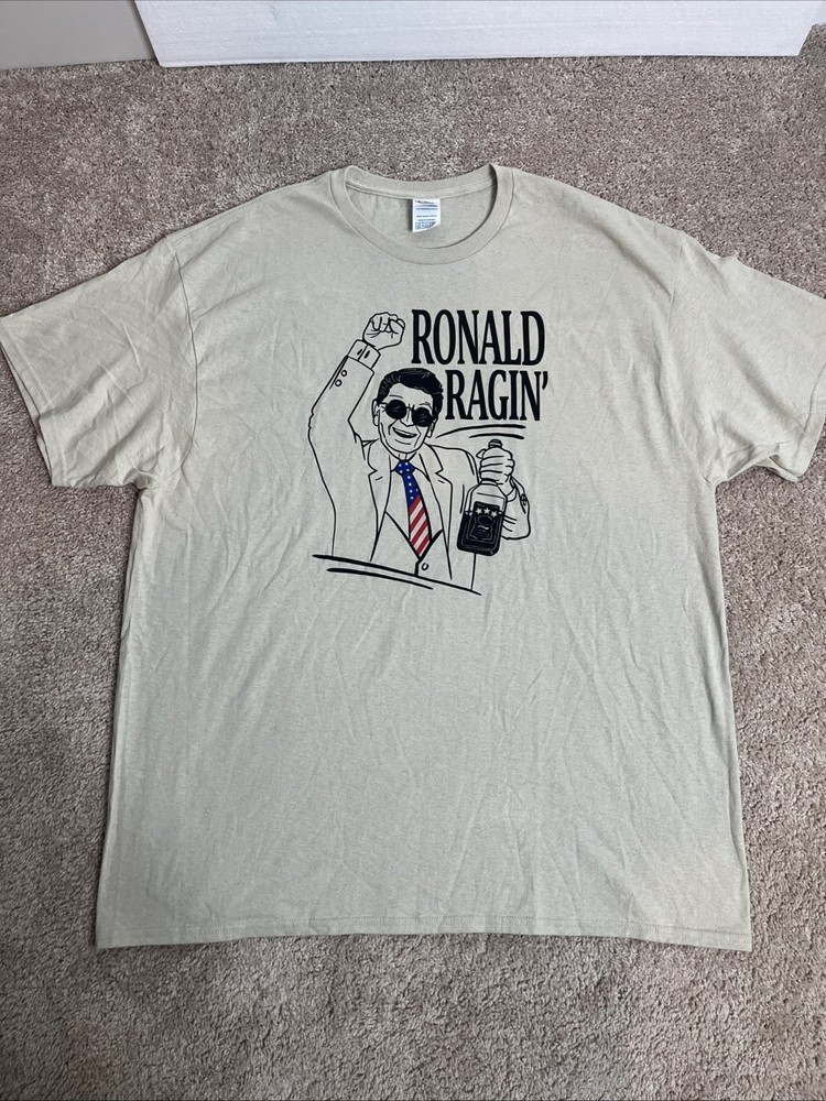 Vintage Delta Pro Weight Ronald “Ragin’ Ronald” Reagan Republican T-Shirt