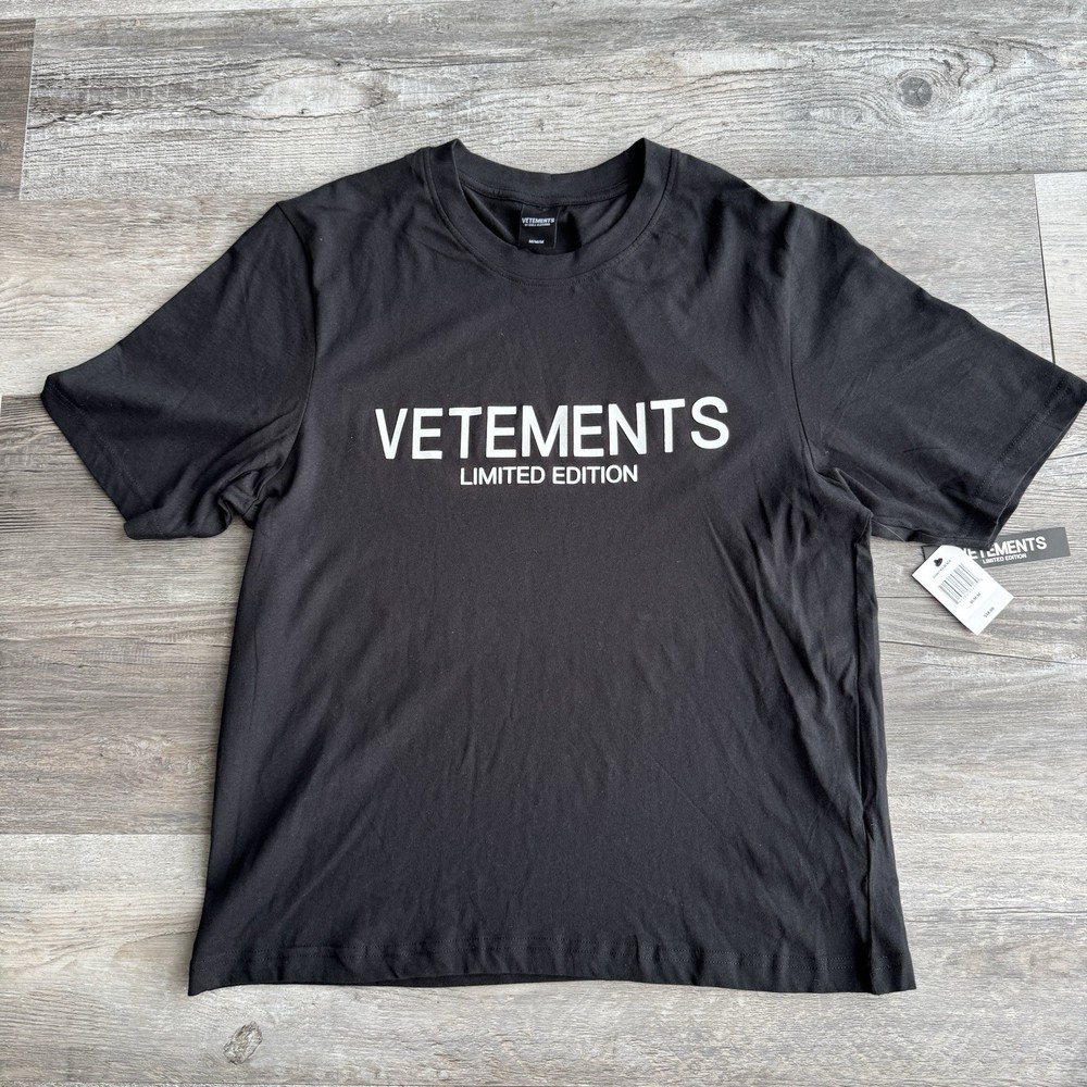 NWT Vetements Limited Edition Men’s BLACK T-Shirt Size M By Drill Clothing