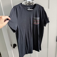 Beautiful Giant Black Pocket T Shirt XL Tribal Aztec Stripe Casual Tee