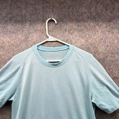 Lululemon Shirt Mens Small Baby Blue Crewneck Athletic Training Metal Vent Tech