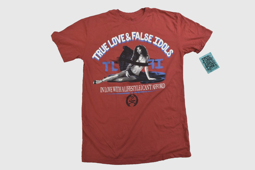 True Love False Idols TLFI Mens In Love With A Lifestyle Funny Shirt NWT Large
