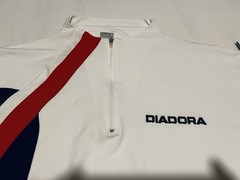 🔥DIADORA DIADRY MEN’S SHORT SLEEVE 1/4 ZIP T-SHIRT WHITE/RED/BLUE SIZE SMALL