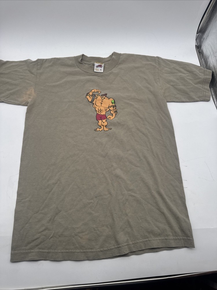 Distressed Vintage Y2K To The Edge Skinny Muscle Man Green Shirt Medium
