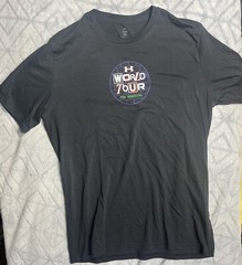 Under Armour World Tour Shirt Global Football Now Boarding Mens Size Large