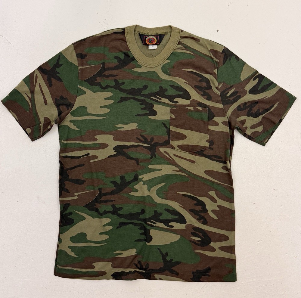 Vintage Camo Pocket T-Shirt Mens XL Fits L USA Single Stitch Boxy 80s Woodland
