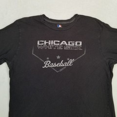 Chicago White Sox Men’s Black Distressed MLB Baseball Graphic T-Shirt Large