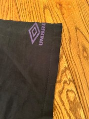 vtg 90s distressed single stitch Umbro soccer tshirt. made in use. xl
