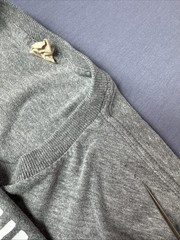 Hollister Beach Bound Men’s T-shirt Size XL Gray Embroidered Logo