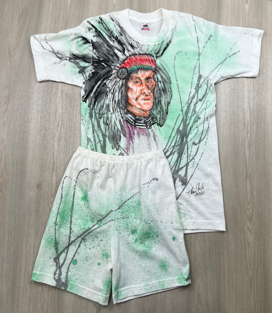 VTG 1993 Single Stitch Native American Hand Painted T Shirt Short Set USA Made