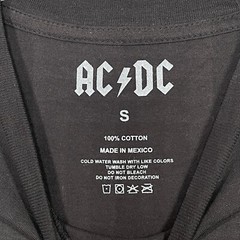 AC/DC Black Concert Band Rock 100% Cotton T Shirt Mens Size Small