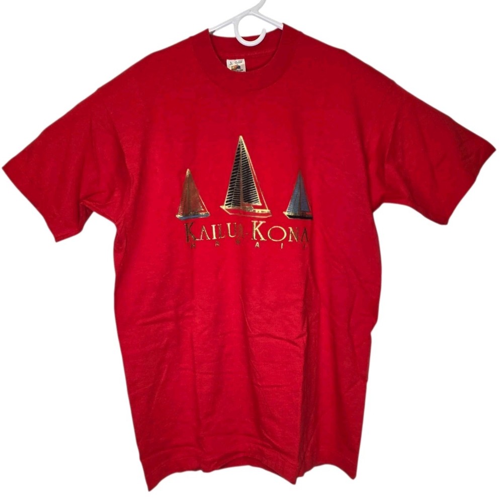 Vintage L Red Single Stitch Kailua Kona Hawaii T-Shirt FOL Gold Foil Sailboats