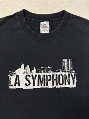 Vintage 2000s Y2K LA Symphony Rap Hip Hop Group Music Promo Streetwear T-Shirt L
