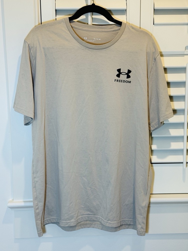 Under Armour Men Size XL UA Freedom Flag Tan T Shirt EUC