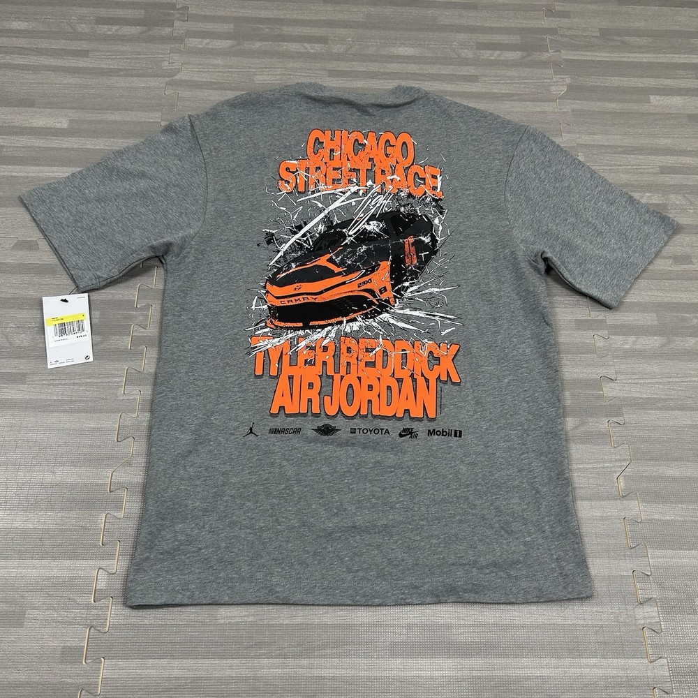 Nike Jordan 23XI Tyler Reddick Chicago Street Race 2025 T-Shirt Mens Small Gray