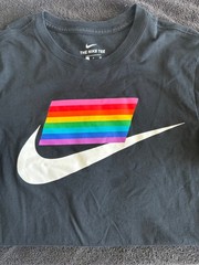 nike be true shirt