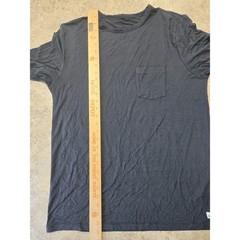 Vuori Mens Tradewind Performance T-Shirt Gray Micro Stripe Pocket V196 Large