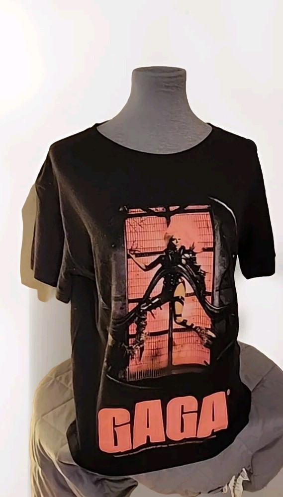 LADY GAGA Tee 2020 GAGA Chromatica ALBUM Youth Size Large PINK BLACK T SHIRT