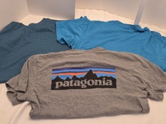 Lot of 3 Patagonia Shirts Mens Medium 2 SLIM FIT 1 Med Regular Blue, green, grey