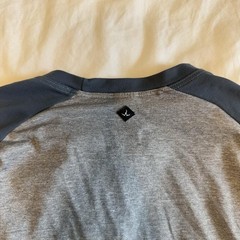 Vintage prAna Long Sleeve Raglan Shirt Small S Gray Blue Floral Spellout Graphic