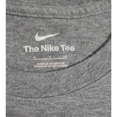 Nike Mens Safari Print Graphic T-Shirt Gray Red Logo Short Sleeve Small