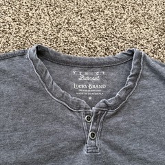 Lucky Brand Venice Burnout Henley Tee Shirt Gray Men’s M Lightweight Stretch