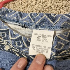 Made In USA 100% Cotton Blue Geometric Pattern Mens Size Large 22”x29”