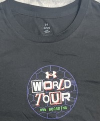 Under Armour World Tour Shirt Global Football Now Boarding Mens Size Large