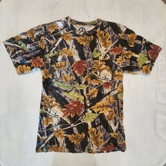 Master Sportsman Camo Leaf Print T-Shirt SZ Medium Outdoors Hunting