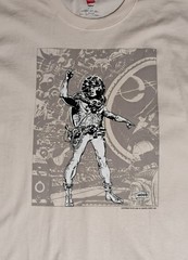 RARE VINTAGE Graphitti Designs Wally Wood Spaceman NEW Beige T-Shirt Size Small