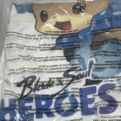 Hanes Beefy-T Men’s S White blade and soul Graphic Cotton Crewneck T-Shirt