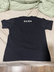 Uniqlo UT Men’s S kaiju no.8 Black Graphic Print Crew Neck Short Sleeve T-Shirt