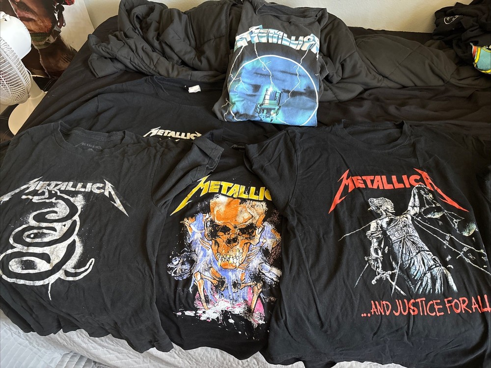 Lot of 5 Metallica T-Shirts Sizes Small, Medium, Large