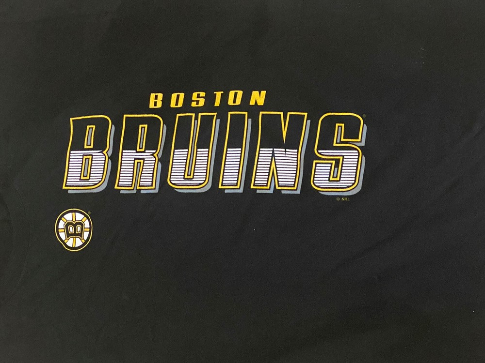 Boston Bruins NHL Black Graphic T-Shirt Size Large L Hockey Fan Logo Tee