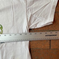 Vintage USA Best 100% Pre-shrunk Cotton White Medium T Shirt St. Maarten N.A.