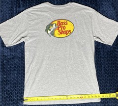Bass Pro Shop Mens T-Shirt Size L Made In Pakistan Gray 90% Cotton 10% Polyester