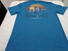 G.H Bass Co Explorers Club Mountain Retreat T Shirt Size Medium