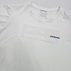 Patagonia Capilene Cool Daily Graphic Shirt Mens Medium White Wave UPF 50+ Tee