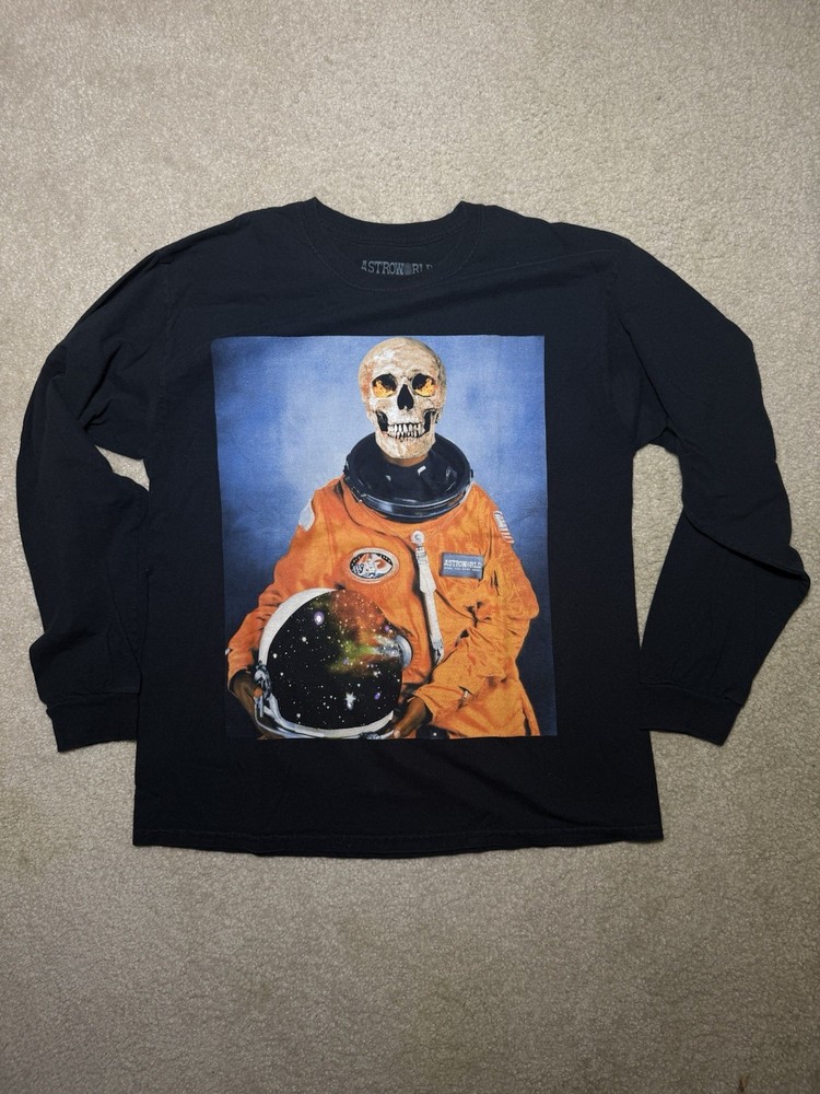 Travis Scott 2018 M Astroworld Festival Long Sleeve w/ Skeleton Astronaut