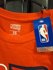 NBA Con Men’s Small Short Sleeve T-Shirt No Team On Back Red NWT