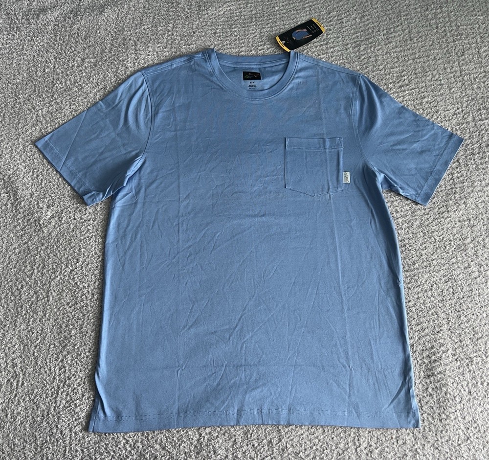 Greg Norman T Shirt Men’s Medium Light Blue Pocket Tee Relaxed Fit Short Sleeve