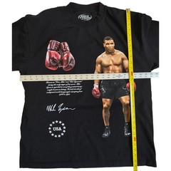 Mike Tyson XL Black Graphic T-Shirt Undisputed Gloves Detail